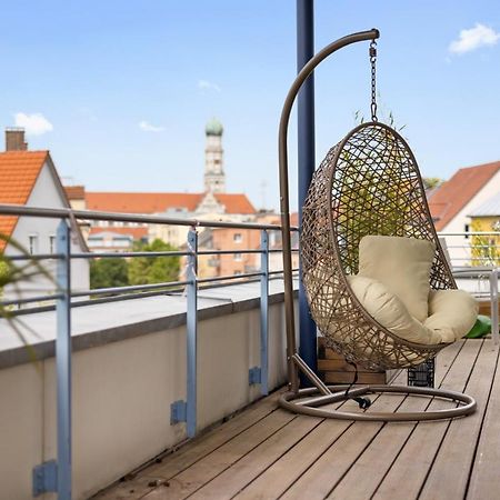 BRIGHT: The PENTHOUSE - Jacuzzi - BBQ - Parkplatz/Parking Apartment Augsburg Bagian luar foto