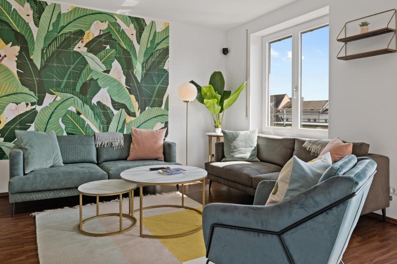 BRIGHT: The PENTHOUSE - Jacuzzi - BBQ - Parkplatz/Parking Apartment Augsburg Bagian luar foto
